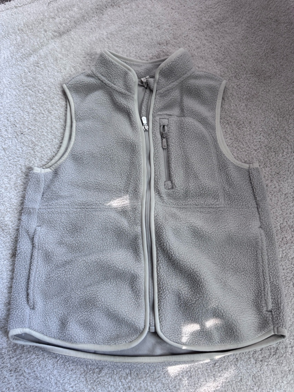 Kyodan Light Gray Kids Fleece Vest with Chest Zip Pocket